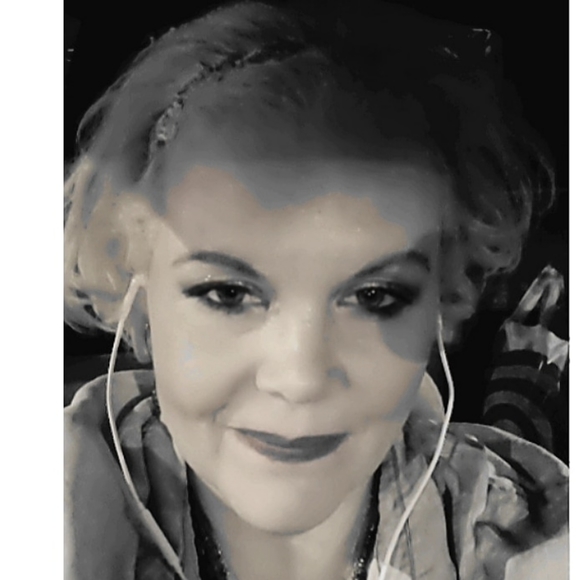 Meet your Posher, Danyele - Picture 11 of 14